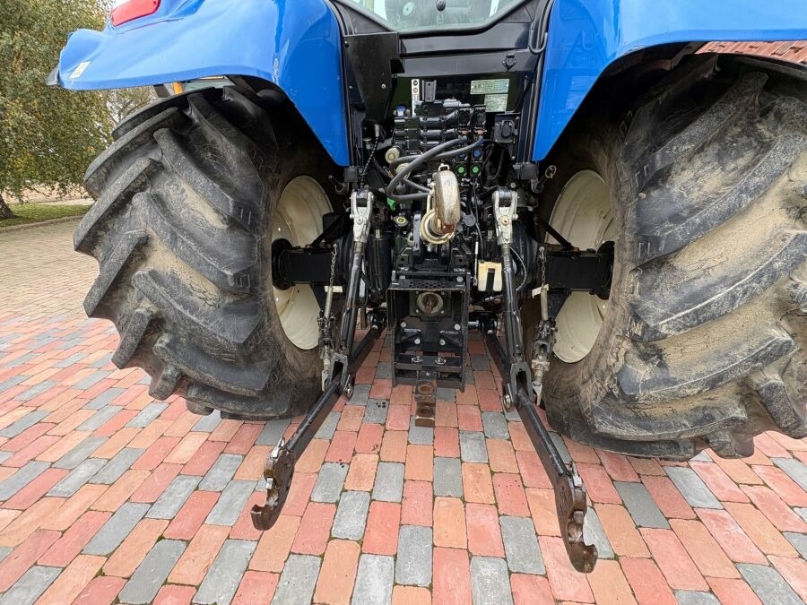 New Holland T7.210 2013 thumbnail 10