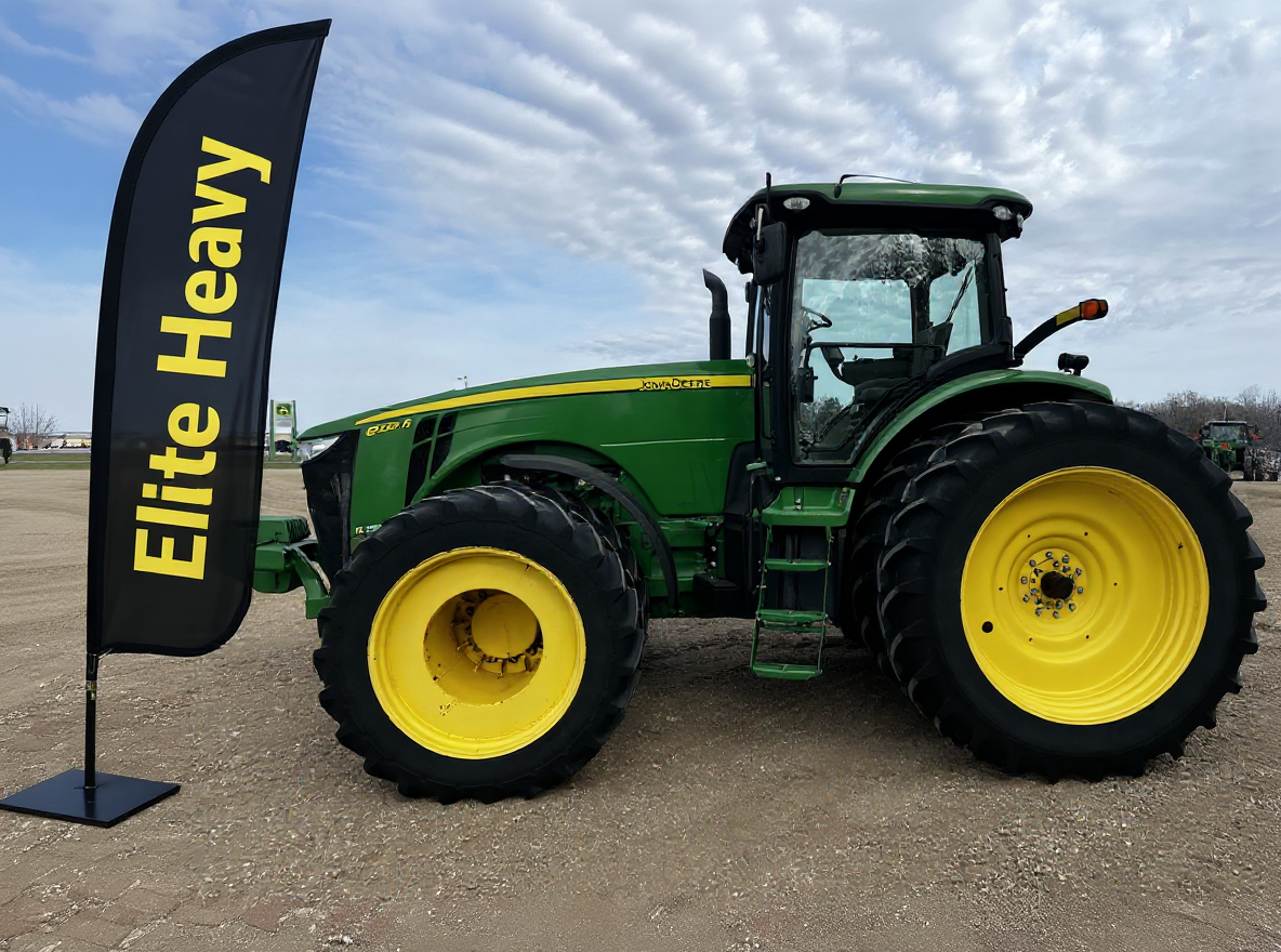 2011 John Deere 8235R  thumbnail 5