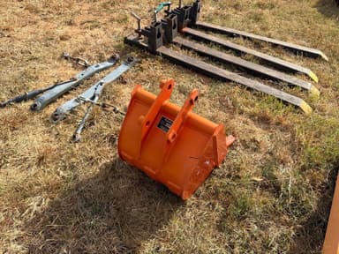 2024 Kubota L2501D MFWD thumbnail 10