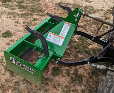 2019 John Deere 1023E thumbnail 8