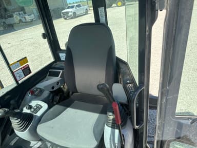 2019 John Deere 35G Mini Excavator thumbnail 6