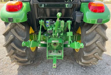 2021 John Deere 5075E MFWD thumbnail 7
