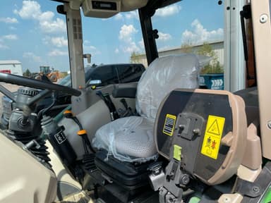 2021 John Deere 5075E MFWD thumbnail 8