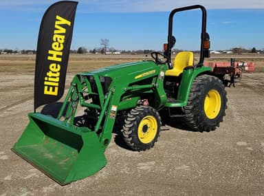 2016 John Deere 3038E MFWD thumbnail 1