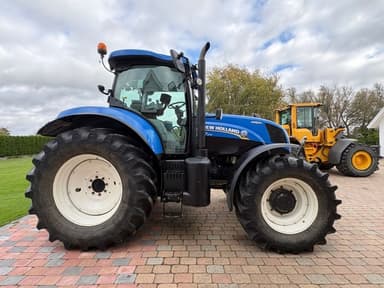 New Holland T7.210 2013 thumbnail 3