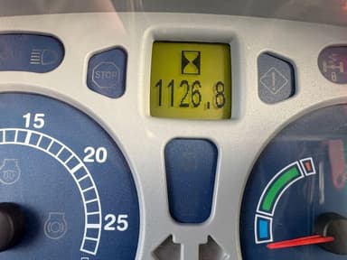 New Holland T7.210 2013 thumbnail 9